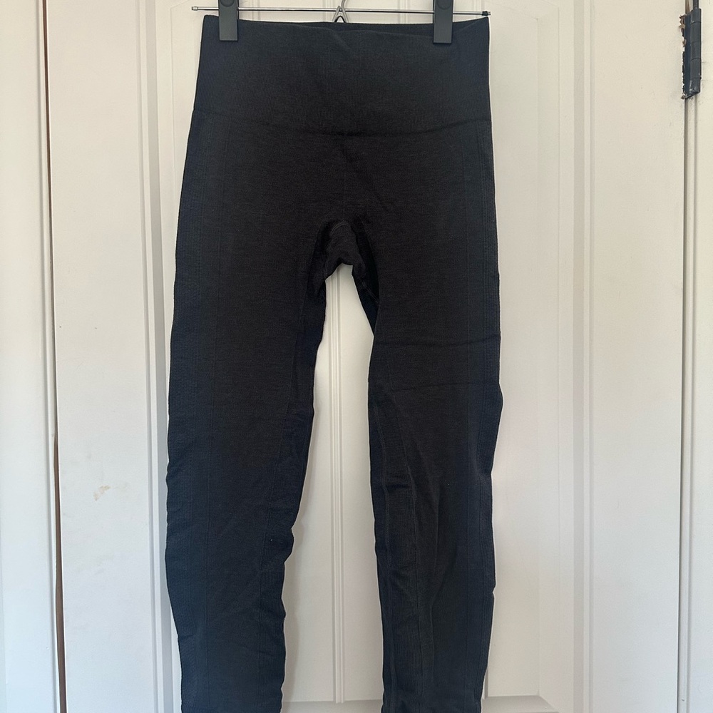 Lululemon Charcoal Grey Textured High-Waisted  Leggings